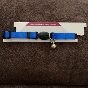 Breakaway cat collar.